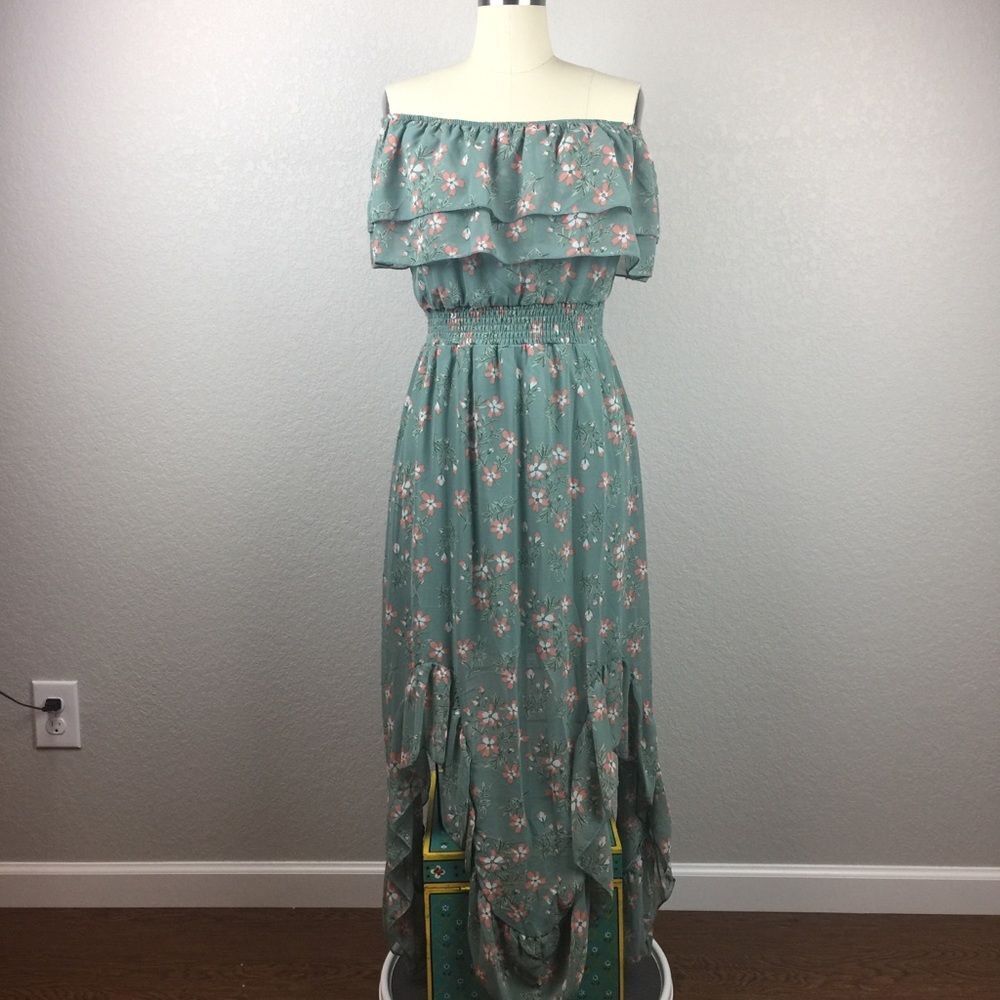 BNWT •Nasty Gal• Floral OTS Dress